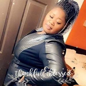 Meet your Posher, Arielle